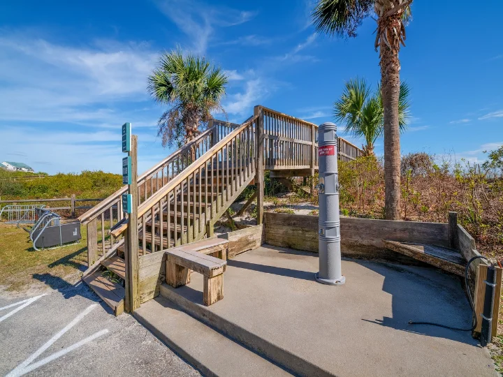 Beach and Tennis Admirals Row | Hilton Head Island Rentals | Hilton Head Retreats Beach and Tennis Admirals Row | Hilton Head Island Rentals | Hilton Head Retreats
